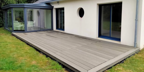 Pose d'une terrasse en stratifié